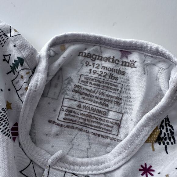 Magnetic Me White Christmas Tree Footed Sleeper 9-12M - Picture 4 of 4
